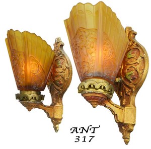 Art Deco - Lovely pair of 1920 Art Deco Wall Sconces (ANT-317)