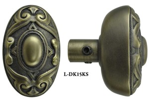 Victorian Rococo Yale Pattern Single Oval Knob Only (L-15KS)