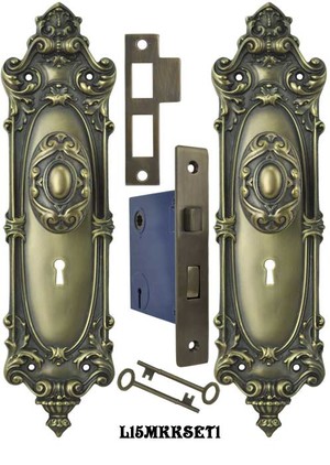 Victorian Rococo Yale Pattern Door Set with Locking Keyed Mortise (L15MKKSET1)