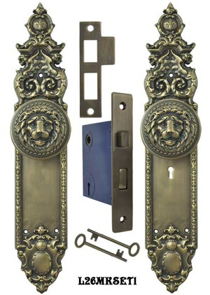 Victorian Heraldic Door Plate and Large Lion Knob Set with Locking Keyed Mortise (L26MKSET1)
